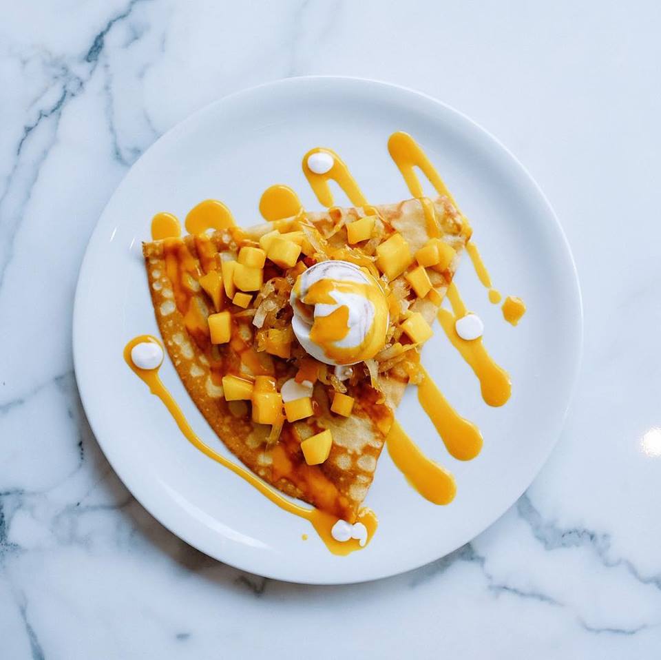 Home Candy Floss Creperie Crêpes Sundaes Waffles Milkshakes